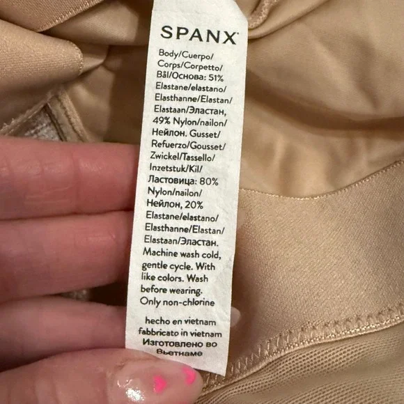 Spanx Suit Your Fancy Strapless Cupped Mid-Thigh Bodysuit Champagne L 10156R NWT - Picture 10 of 12